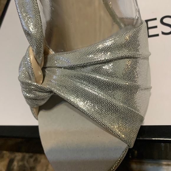 NINE WEST Ultana Metallic Heeled Women’s Sandals Silver-Metallic Size 11M - Picture 13 of 14